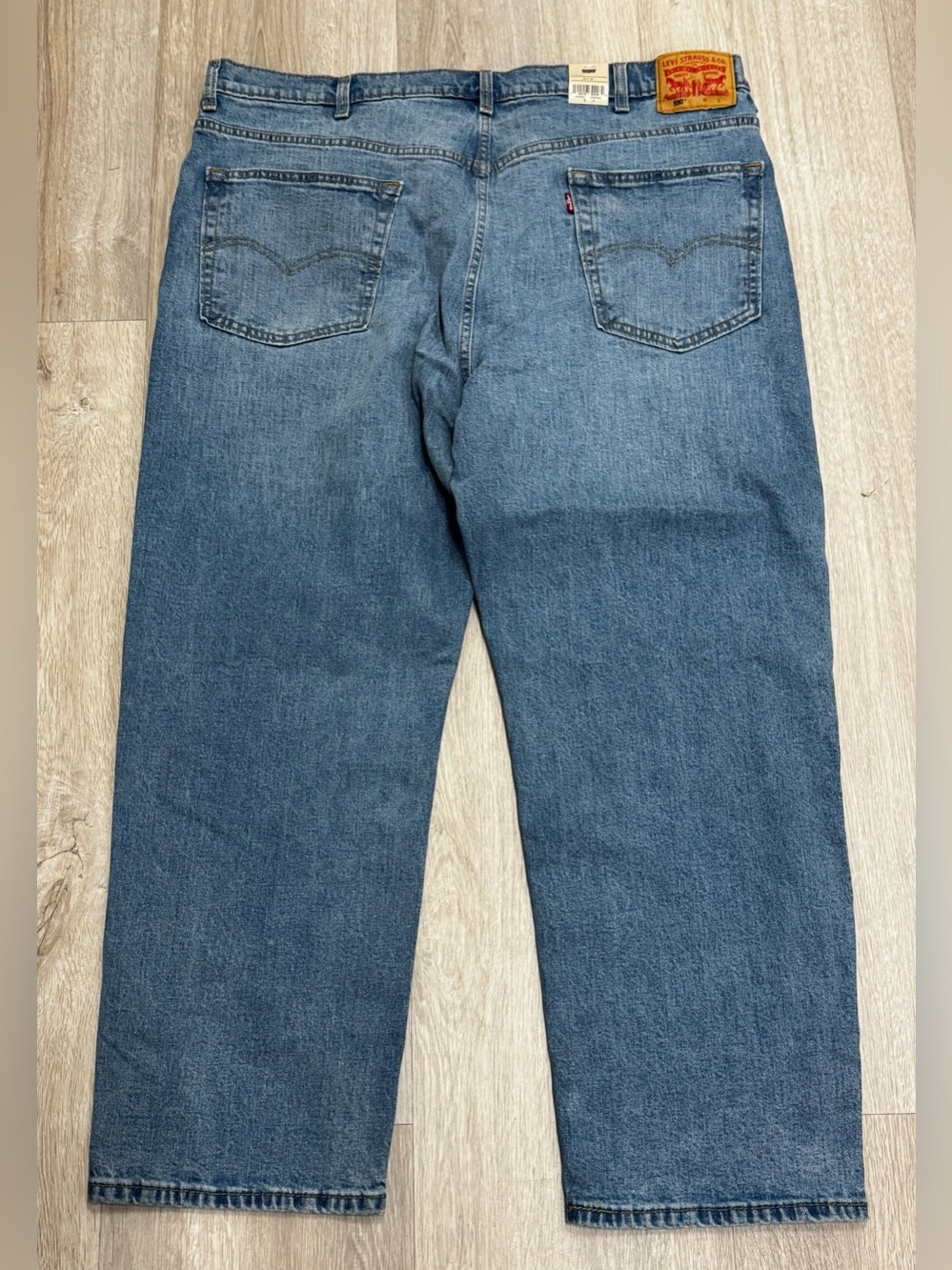 Levis 550 Relaxed Fit Jeans Mens 44x30 Medium Wash Denim Tapered Leg Classic New